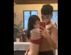 Pumatong Sya Sa Akin Pagkatapos Ko Syang Yakapin